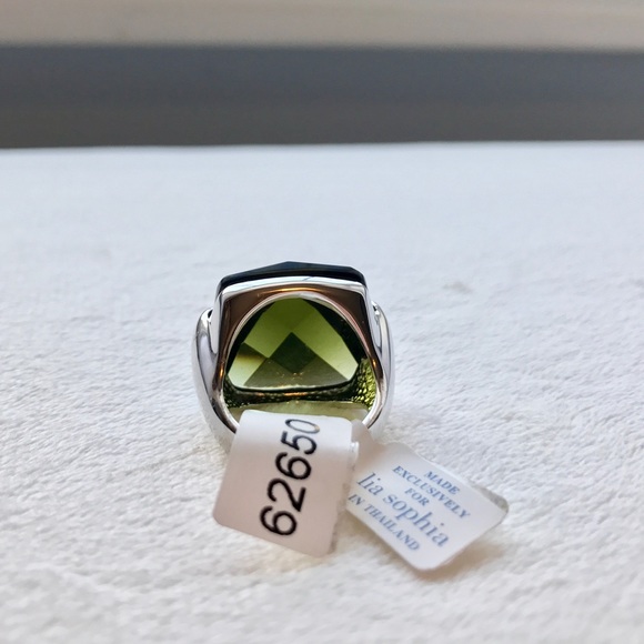 Stunning Lia Sophia Ring! Size 6! - Picture 6 of 8
